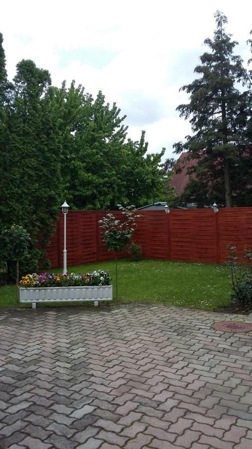 Napfuerdo Vendeghaz Hotel Mezokovesd Bagian luar foto